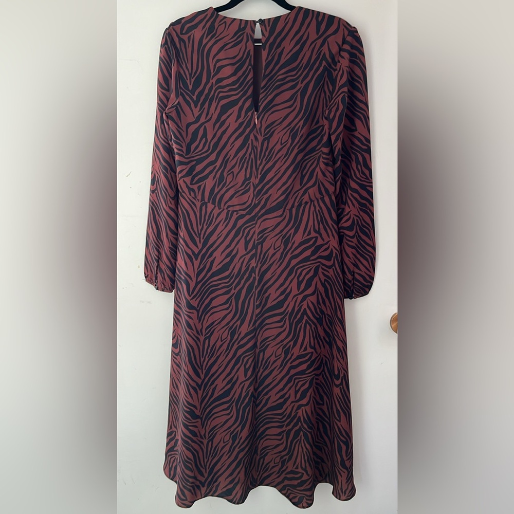 NEW with tags Apricot tiger print chiffon dress with long sleeves - Picture 5 of 5